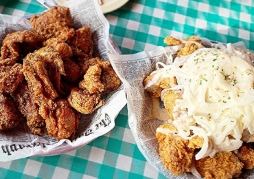 충만치킨 2호점(Aurora점)