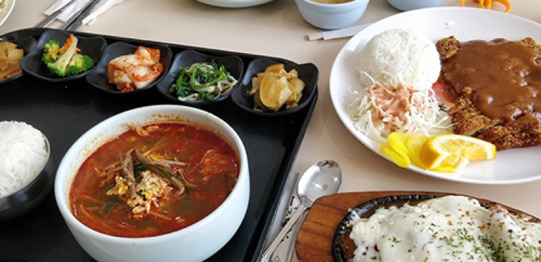 맘스 키친 Mom’s Kitchen